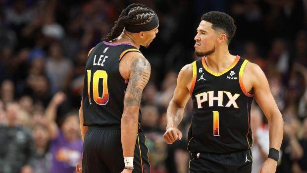 1666268422457041360.jpg damion-lee-and-devin-booker.jpg