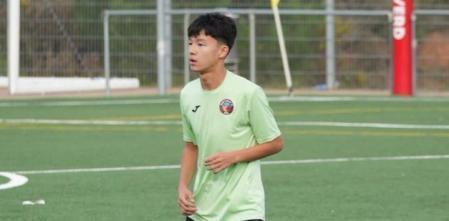 星空集团-世体：巴萨签下15岁哈萨克斯坦小将门迪卡诺夫